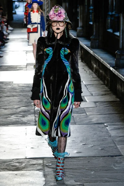 Look 51
